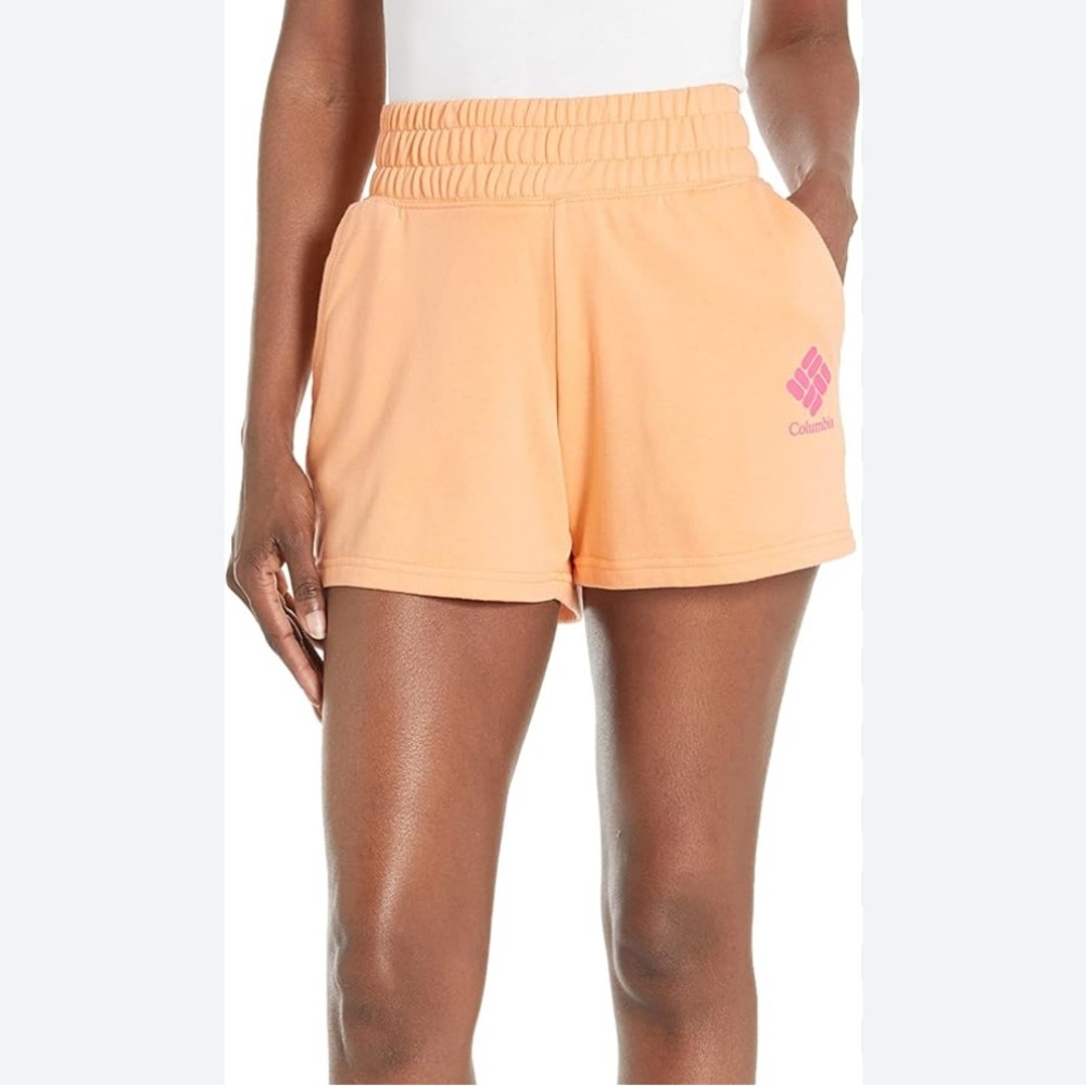 Columbia Women's Medium Logo III French Terry Shorts in Apricot Color Pockets 5”